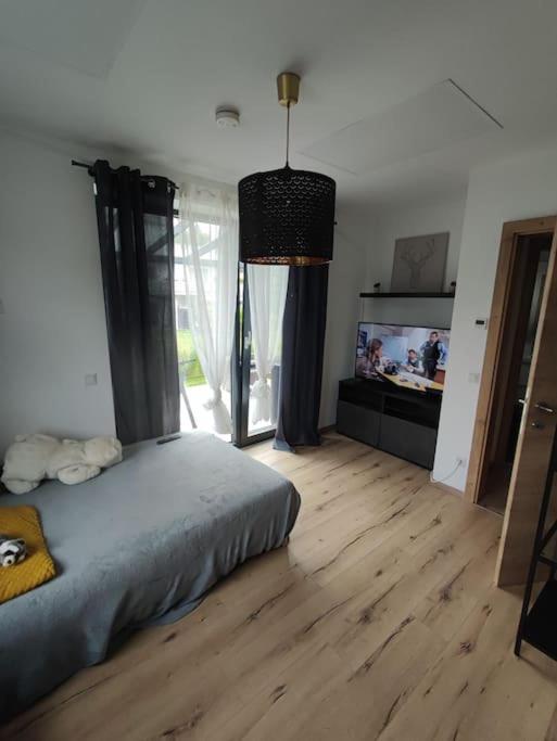Schoene Wohnung Mit Terrasse Und Parkplatz Velden am Wörthersee Exterior foto