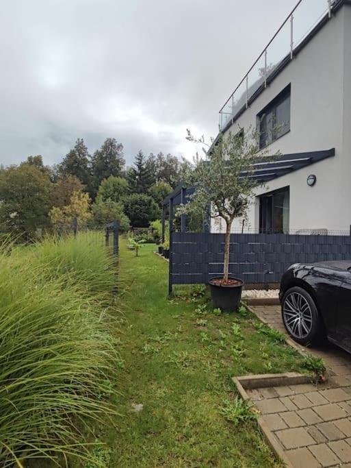 Schoene Wohnung Mit Terrasse Und Parkplatz Velden am Wörthersee Exterior foto