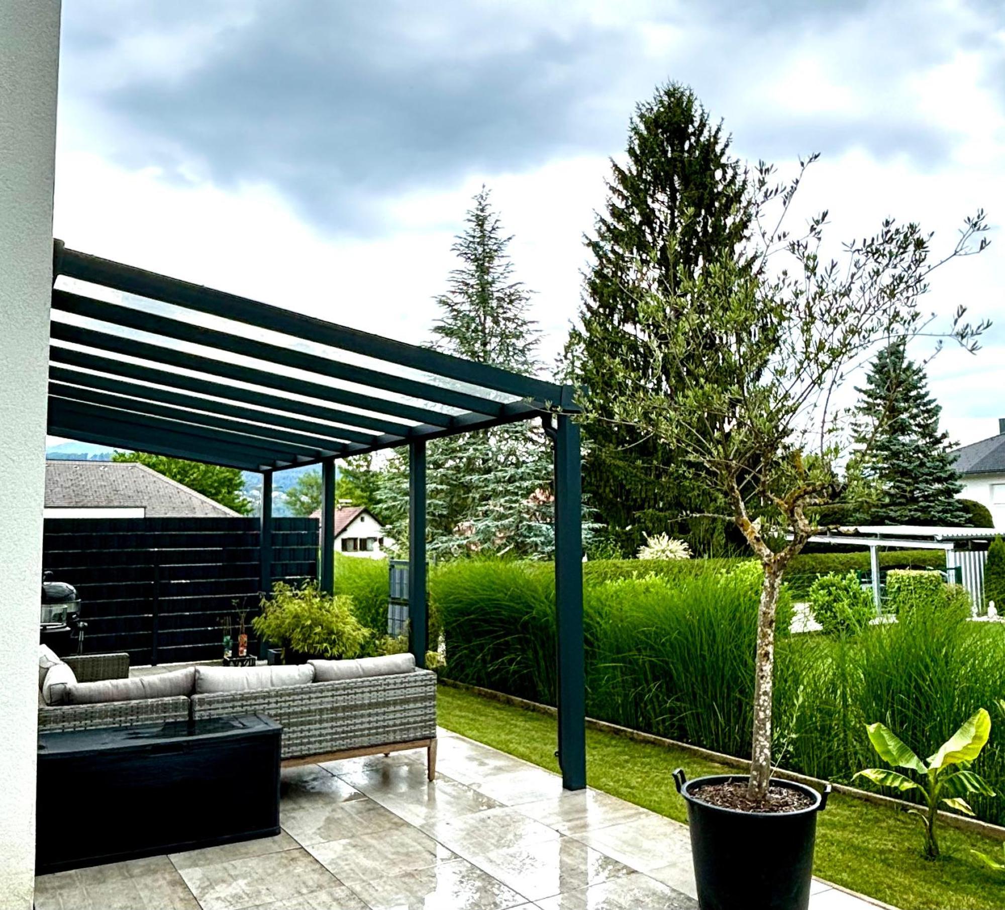 Schoene Wohnung Mit Terrasse Und Parkplatz Velden am Wörthersee Exterior foto